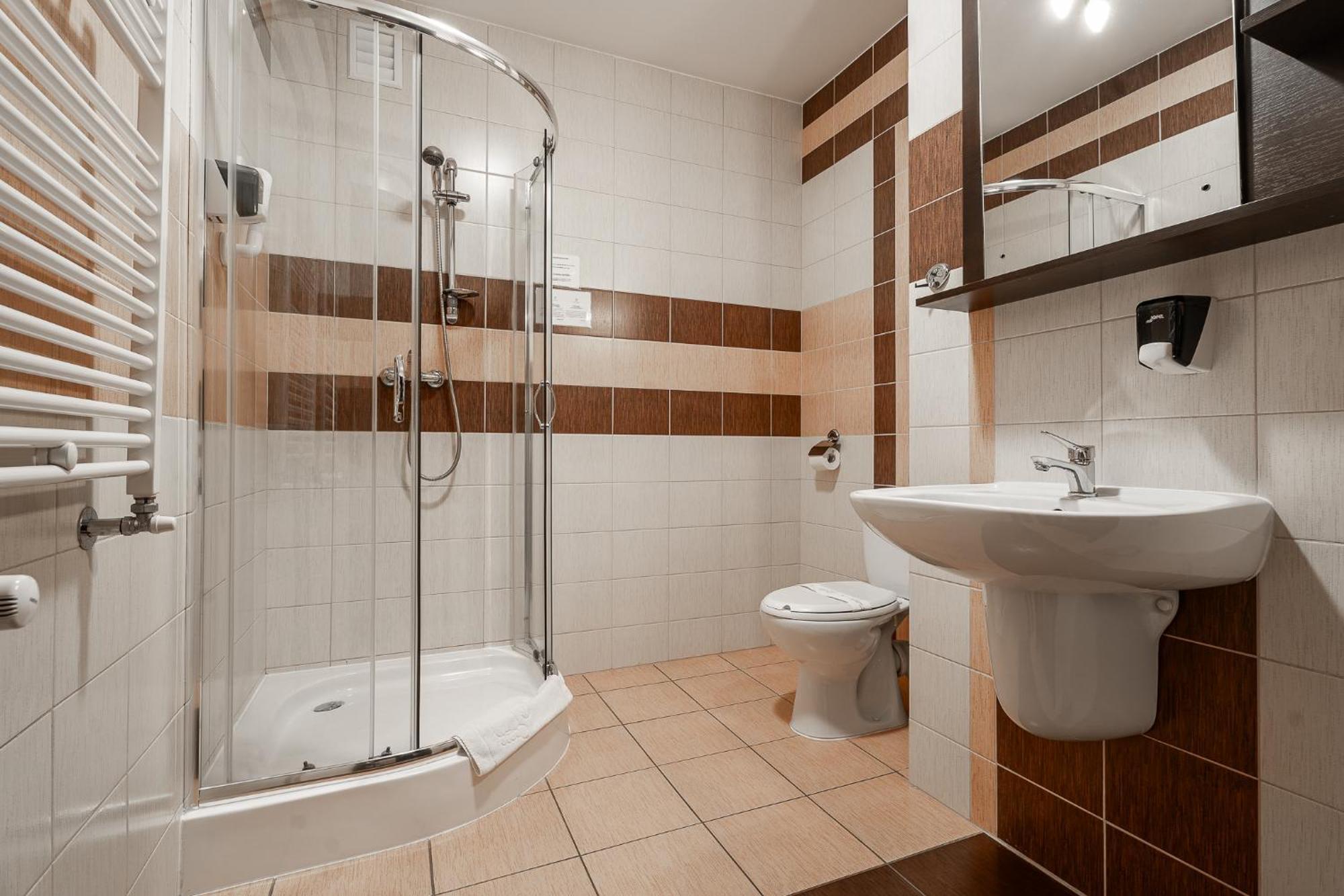 Hotel Cztery Pory Roku Głogów Małopolski Exteriér fotografie